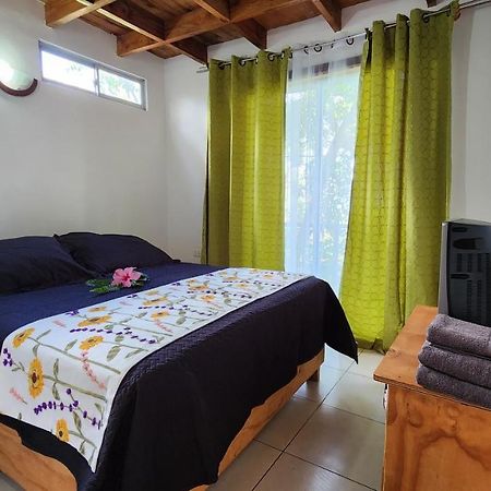 Cabanas Manuto Hanga Roa Exteriér fotografie
